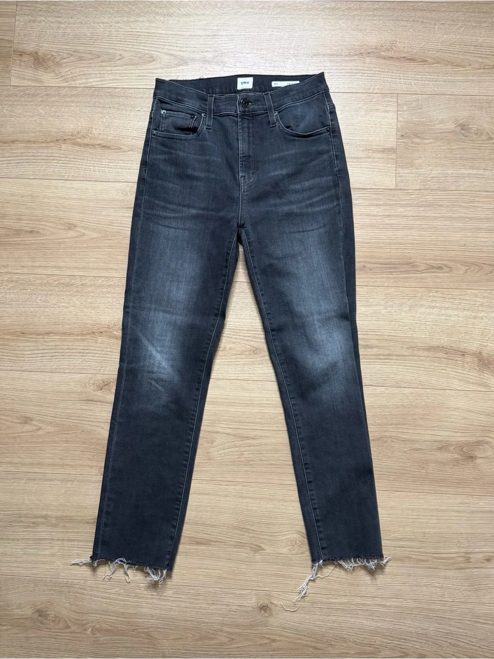 Anthropologie Edwin Bree Slim Straight Jean Size 28